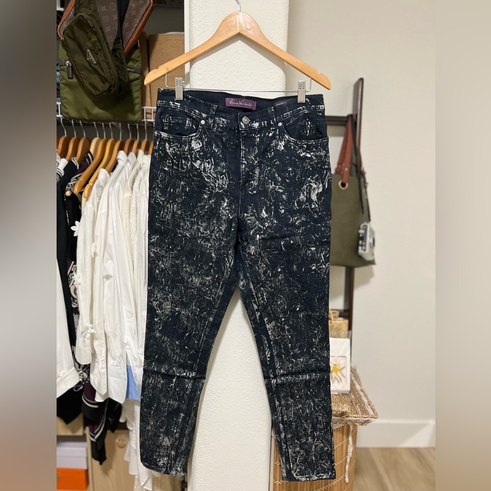 GLORIA VANDERBILT Amanda Skinny Jeans